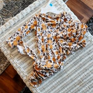 NWT Jessica Simpson 2-Piece Gown/Hat Set